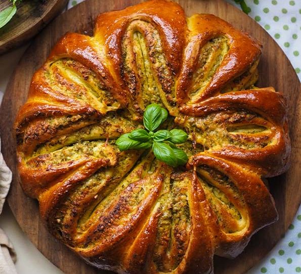babka flower bread